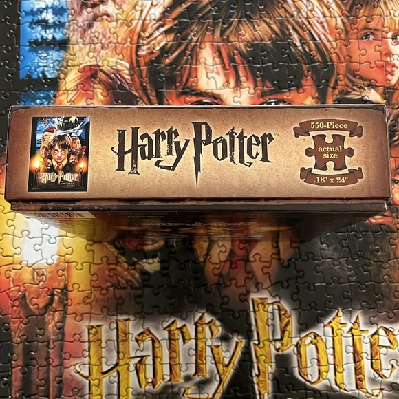 EUC Harry Potter and the Sorcerer's Stone Collector's 550 Pieces Puzzle,USAopoly - Picture 5 of 6